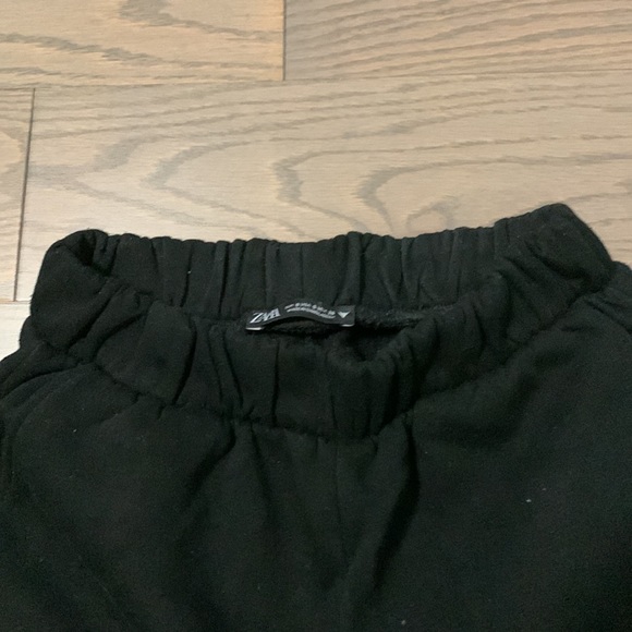 Zara Black Cozy Sweatpants - Picture 2 of 5